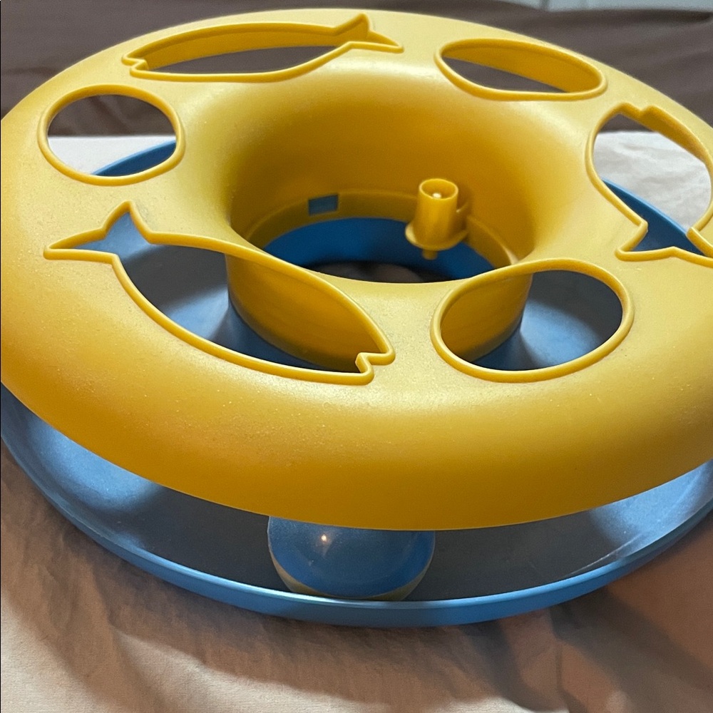 Yellow and Blue Fish Shape Cat Toy